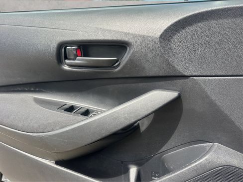 Used 2024 Toyota Corolla LE FWD image 28