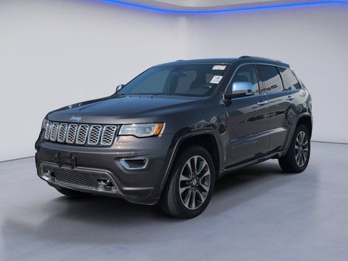 Used 2017 Jeep Grand Cherokee Overland AWD/4WD image 2
