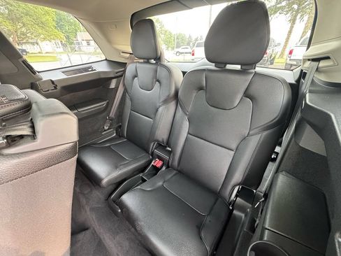 Used 2019 Volvo XC90 T6 Momentum w/ Advanced Package AWD/4WD image 27