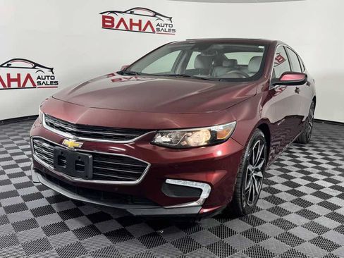 Used 2016 Chevrolet Malibu LT w/ Leather Package FWD image 2