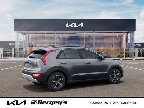 New 2026 Kia Niro LX FWD image 8