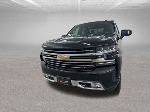 Used 2020 Chevrolet Silverado 1500 High Country w/ Technology Package image 6
