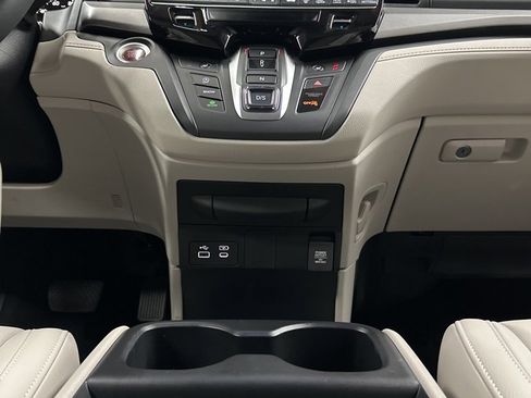 Used 2025 Honda Odyssey EX-L image 23