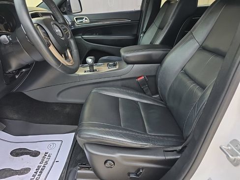 Used 2015 Jeep Grand Cherokee Limited AWD/4WD image 15