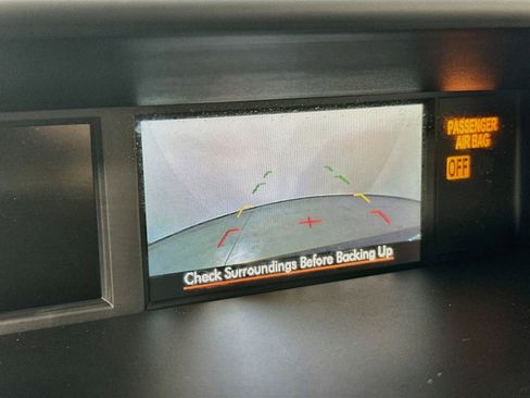 Used 2015 Subaru Forester 2.5i Limited image 13