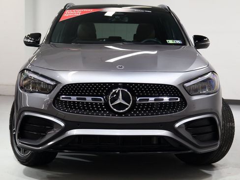 Used 2025 Mercedes-Benz GLA 250 4MATIC image 3