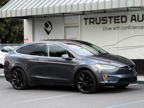 Used 2016 Tesla Model X P90D AWD/4WD image 6