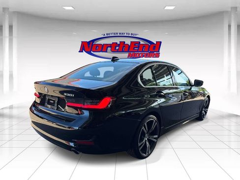 Used 2021 BMW 330i xDrive Sedan w/ Convenience Package AWD/4WD image 3