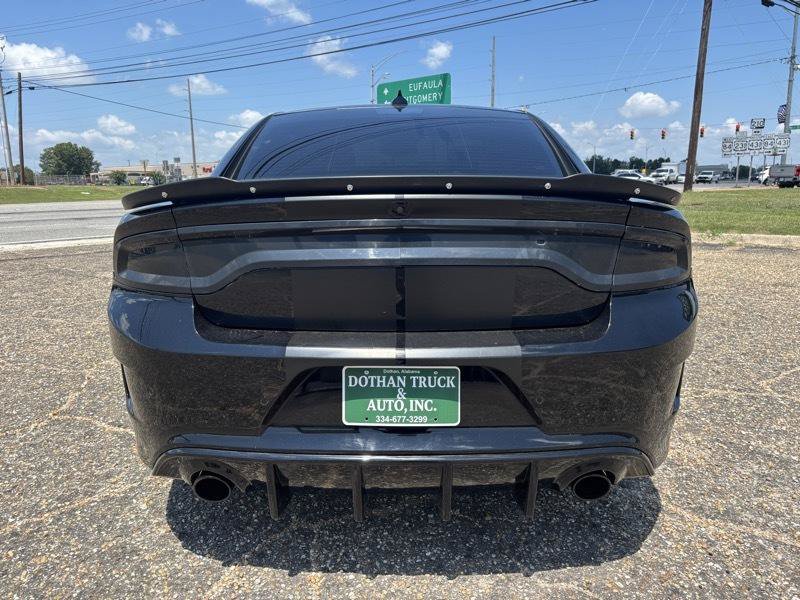 Used 2022 Dodge Charger R/T w/ Plus Group RWD image 4