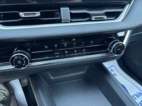 New 2026 Chevrolet Equinox LT FWD image 21