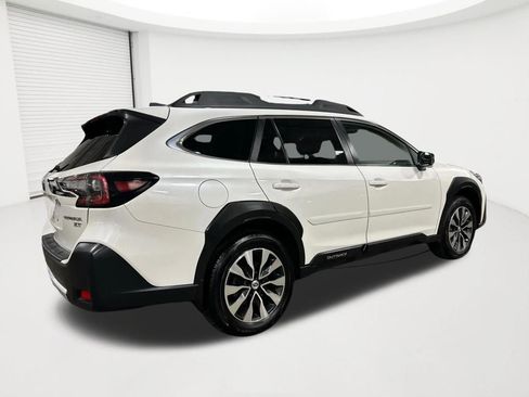 Used 2023 Subaru Outback Limited XT image 5