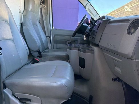 Used 2019 Ford E-350 and Econoline 350 Super Duty image 30