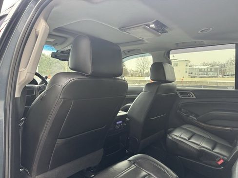 Used 2019 GMC Yukon XL Denali w/ Open Road Package image 32
