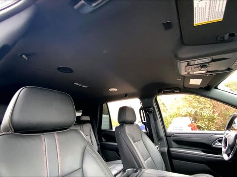 Used 2022 Chevrolet Tahoe RST w/ Sport Performance Package image 13