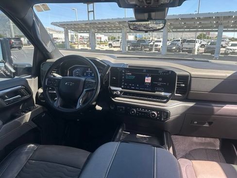 Certified 2024 Chevrolet Silverado 2500 ZR2 w/ Technology Package AWD/4WD image 31