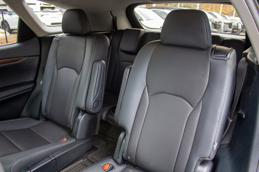 Used 2022 Lexus RX 450hL AWD w/ Premium Package image 22