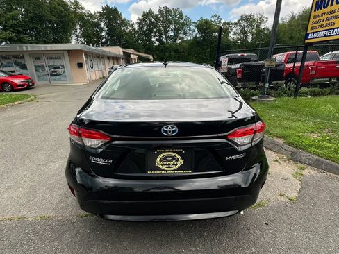 Used 2020 Toyota Corolla LE FWD image 6