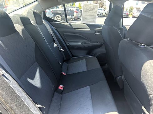 Used 2025 Nissan Versa SV FWD image 29
