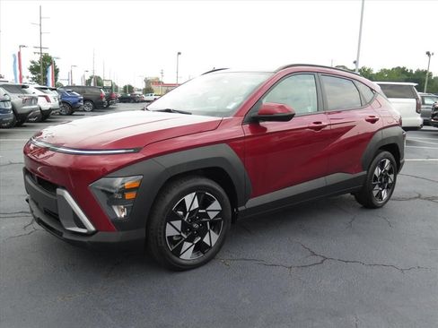 Used 2025 Hyundai Kona SEL FWD image 8