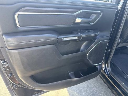 Used 2025 RAM 1500 Laramie AWD/4WD image 21
