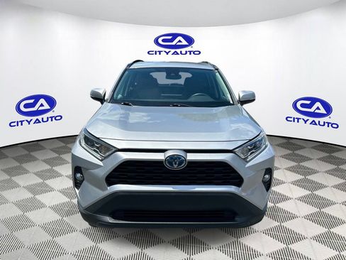 Used 2021 Toyota RAV4 XLE AWD/4WD image 11