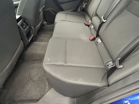 Used 2023 Nissan Rogue S image 31