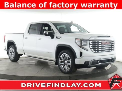 Used 2024 GMC Sierra 1500 Denali w/ Denali Reserve Package AWD/4WD image 1