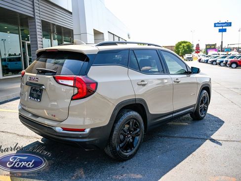 Used 2023 GMC Terrain AT4 w/ Infotainment Package II image 7