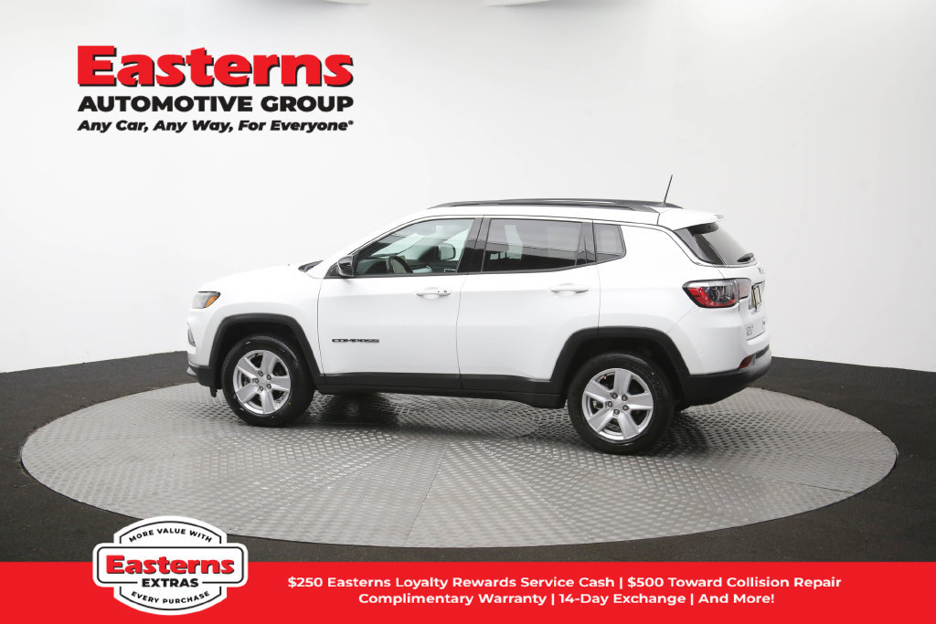 Used 2022 Jeep Compass Latitude w/ Convenience Group AWD/4WD image 62