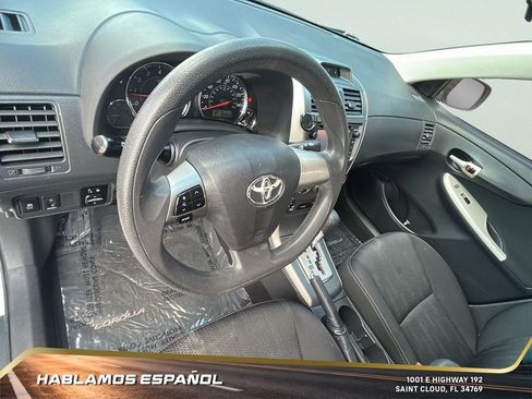Used 2013 Toyota Corolla LE image 17