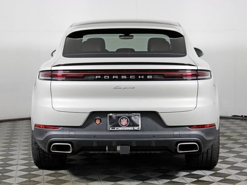 New 2026 Porsche Cayenne Coupe image 6