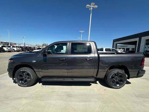 New 2026 RAM 1500 Express AWD/4WD image 3