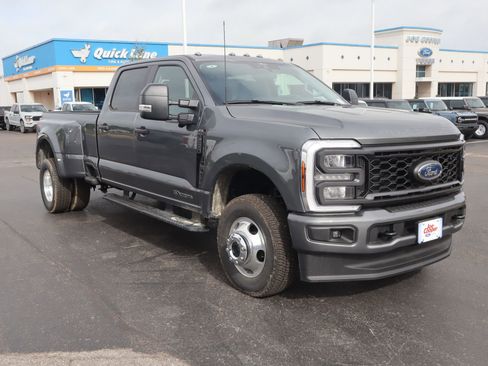 New 2026 Ford F350 XL w/ STX Appearance Package AWD/4WD image 1