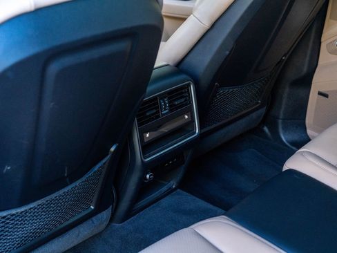 Certified 2024 Porsche Cayenne image 35