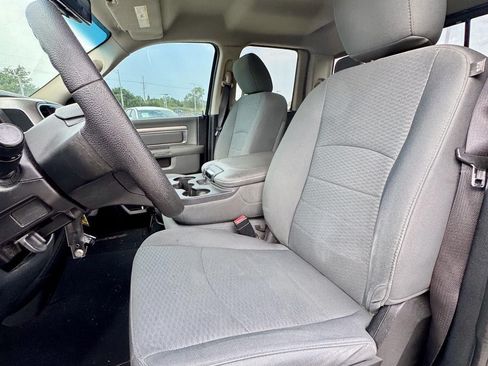 Used 2016 RAM 1500 Classic SLT AWD/4WD image 16