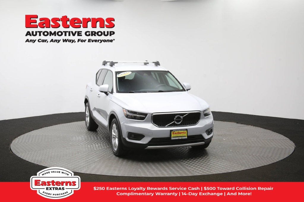 Used 2021 Volvo XC40 T4 Momentum FWD image 50