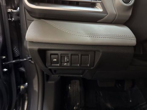 Certified 2025 Subaru Legacy Limited image 16