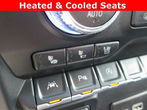 Used 2021 GMC Sierra 1500 AT4 w/ AT4 Premium Package image 17