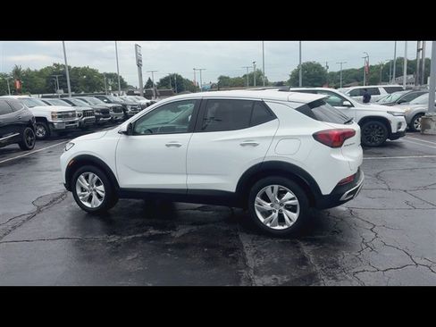 Certified 2024 Buick Encore GX Preferred w/ Comfort Package FWD image 6