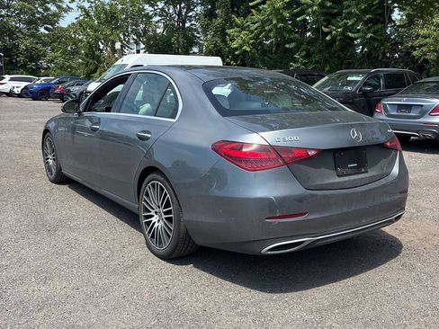 Used 2022 Mercedes-Benz C 300 4MATIC Sedan image 2