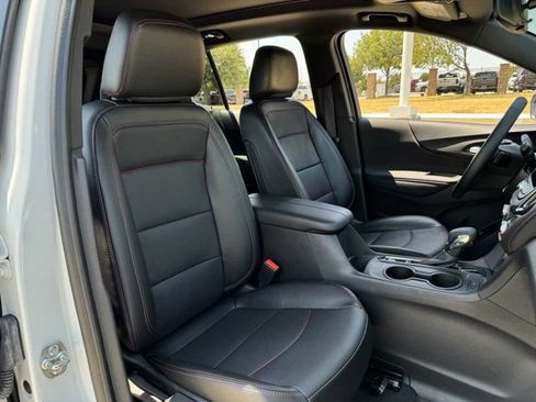 Used 2024 Chevrolet Equinox RS w/ RS Leather Package FWD image 31
