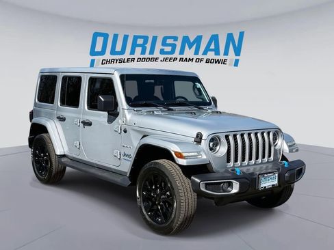 Used 2022 Jeep Wrangler Unlimited Sahara w/ Safety Group image 1
