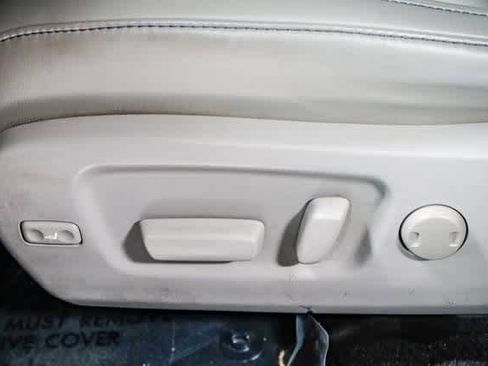 Certified 2019 Toyota Highlander XLE image 22