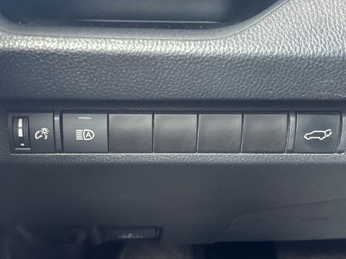 Used 2024 Toyota RAV4 XLE Premium FWD image 30