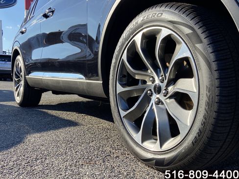 Used 2025 Lincoln Aviator AWD w/ Equipment Group 101A image 9