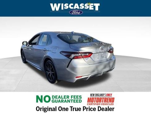 Used 2024 Toyota Camry SE image 21