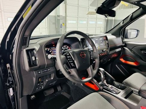 New 2025 Nissan Frontier PRO-4X w/ Interior Protection Package image 18