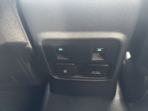 Used 2024 Ford Bronco Everglades image 17