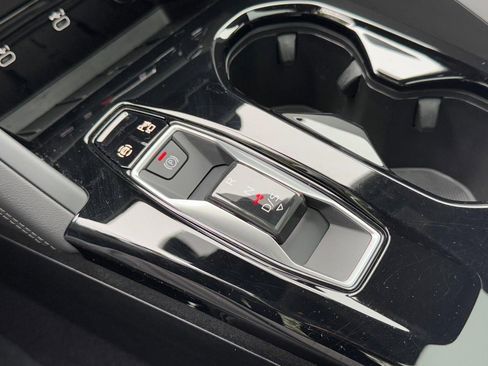 Used 2025 Audi Q5 Premium Plus w/ Premium Plus image 19