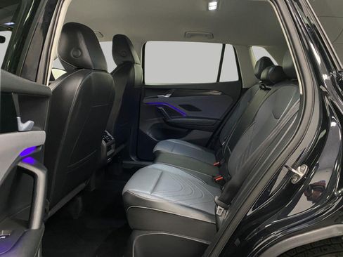 Used 2026 Volkswagen Tiguan SE AWD/4WD image 26